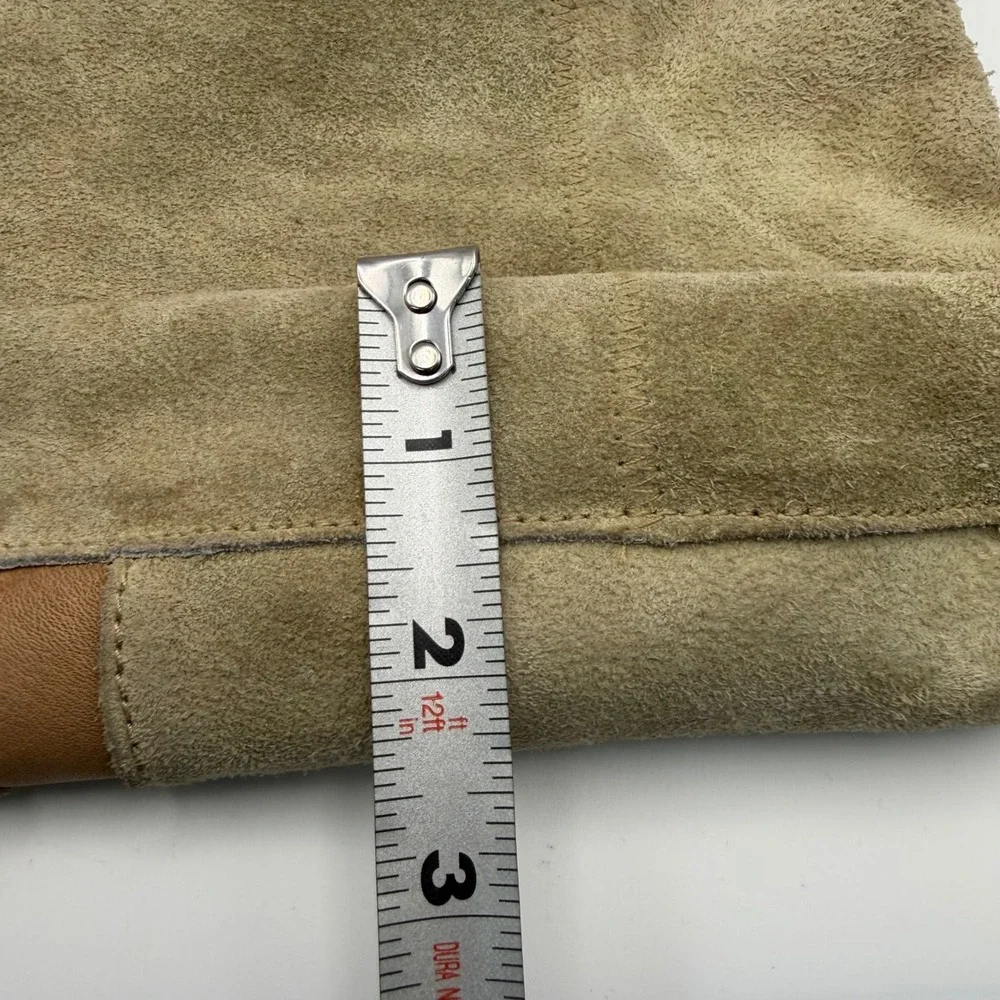 Vintage 1970 Tan Suede Leather Wristlet Clutch Butterfly Zipper Pull Made in HK